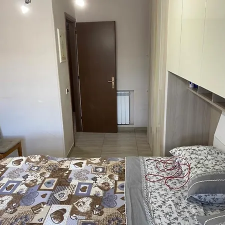 Roma, Tivoli E Le Terme Turistico Andrea Apartment *